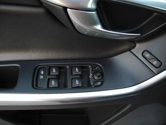 Volvo XC60 Automat 2.0 140kW - 6