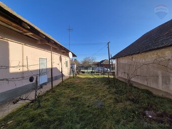 Gazdovský dom na 20á pozemku v Tekovských Lužanoch - 6