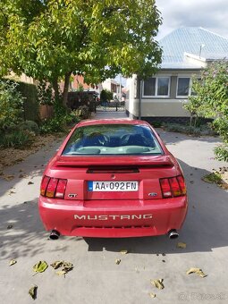 Ford Mustang GT 4.6 V8 - 6
