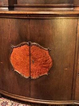 Starožitný príborník a vitrína - 6