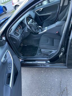 Volvo V 60 - 6