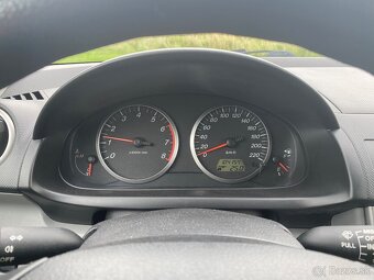 Predam Mazda 2, benzin - 6