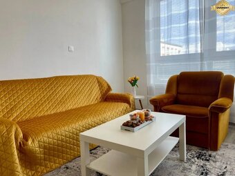 ROOM FOR RENT - 6