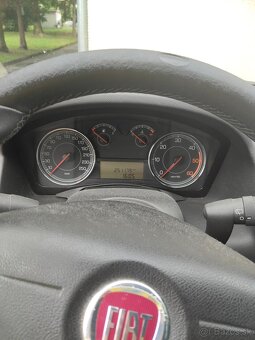 Fiat Croma II 1.9 JTD 110 KW Automat - 6