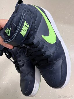 Chlapcenske vysoke topanky NIKE, velkost 38,5 - 6