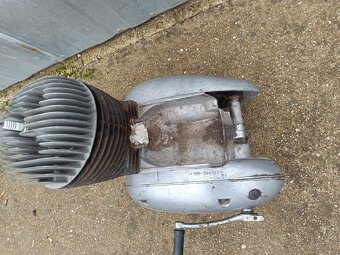 Motor Jawa 250/559 - 6