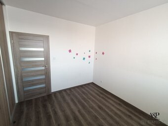 NA PREDAJ REKONŠTRUOVANÝ 4 IZBOVÝ BYT S LOGGIOU, 88M2, UL. S - 6