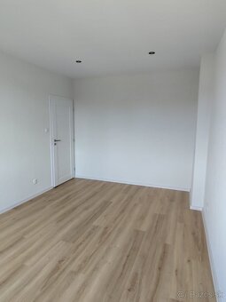 Na predaj 2 izbový byt Centrum Spišská Nová Ves - 6