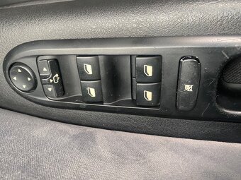 Peugeot 407 SW 2.0 HDi 100kw 2009 Panorama - 6