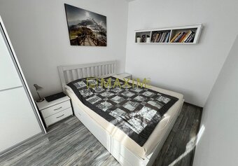 Veľmi pekný zrekonštruovaný 3- izbový byt s lodžiou na ulici - 6