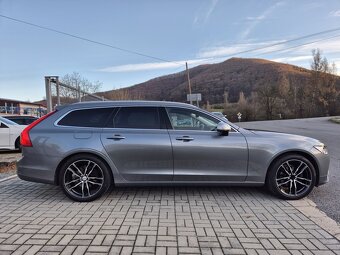 Volvo V90 D4 2.0L Momentum AWD A/T 140 kW - 6