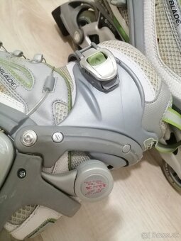 ROLLERBLADE - 6