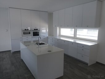 Moderný rod. dom so súp. č. 751, Ožďany, okr.Rimavská Sobota - 6