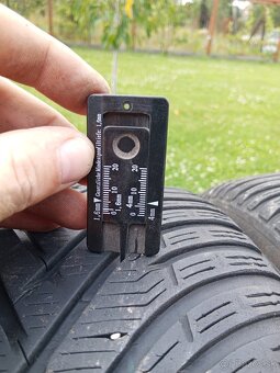 245/45 R 17 zimné - 6