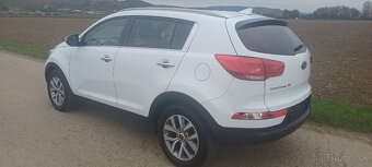 Kia sportage 1,7Crdi par.kamera.navi,vyh.sedacky - 6
