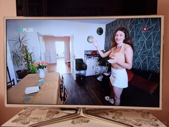 Predám SMART LED TV SAMSUNG UE40F6200AW Full HD s Wi-Fi - 6