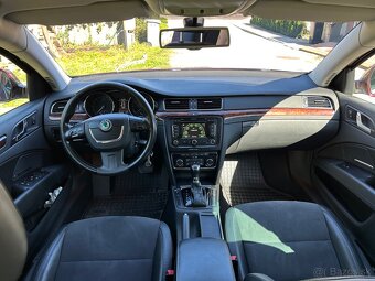 Škoda Superb Combi 2.0 TDI DSG - 6