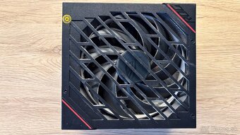 ASUS Rog Strix 1000W - 6