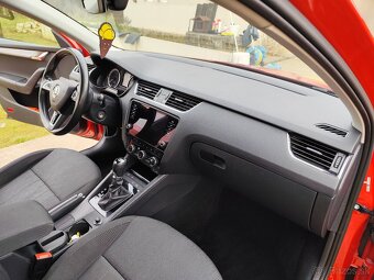 Škoda Octavia Combi 1.6 TDI DSG - 6