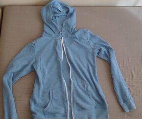 Nenosené oblečenie po 1€ - 6