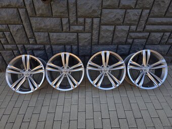 5x112 R19 VW Sebring Tiguan Rline - 6