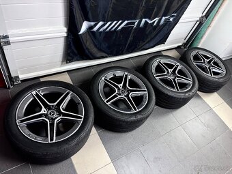 Mercedes AMG R19 orig. Letne - 6