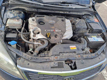 Kia ceed combi r.2009 - 1,6 nafta bez STK - 6