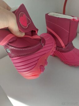 Zimné blikajúce zateplene čižmy veľ.23 - 6