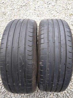 215/55 R 17 letné. - 6