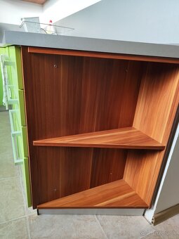 Kuchynská linka so vstavanými spotrebičmi - 6