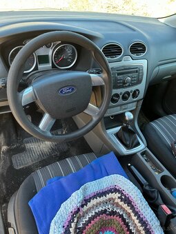 Predám Ford focus 2010 (66 KW) - 6