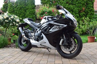 SUZUKI GSX-R 600, L5 - 6