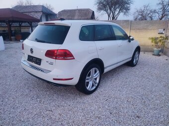 Wolksvagen Touareg 3.0 V6 TDI 240K - 6