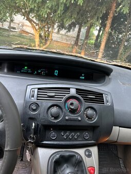 predám renault megane scenic 7 miestne - 6