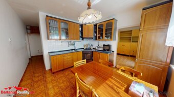 Na predaj 3-izbový byt priamo v centre mesta Trenčín, ulica - 6