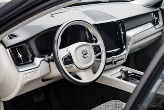 Volvo XC60 B4 Plus AWD - 6