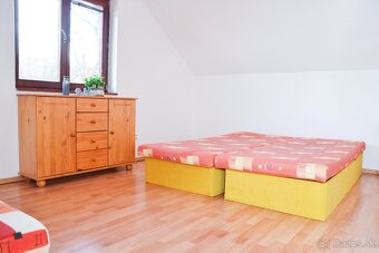 Chata + stavebné pozemky pri Vinianskom jazere, obec Vinné. - 6