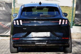 Ford Mustang Mach-E 98,7 kWh EXTENDED_RANGE 371 KONÍ 4X4 DPH - 6
