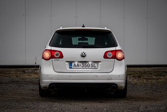 Volkswagen Passat Variant 3.2 V6 4Motion DSG - 6