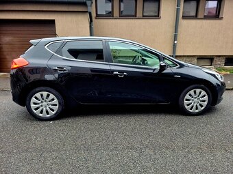Kia Ceed 1.6 GDI 99kw Benzín 2014 Exclusive - 6