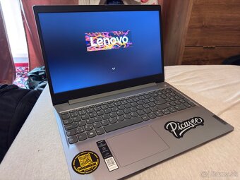 Lenovo Ideapad 3 - 6