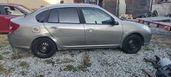 Šoférov predný blatník Renault Thalia rok výroby 2009 - 6