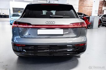 Audi Q8 E-tron - 6