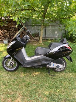 Skúter Peugeot Satelis 250 - r.v. 2007 - 6
