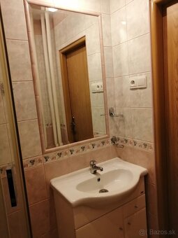 Ponúkame na predaj veľký 2izbový byt v Bratislava Krasňany/ - 6