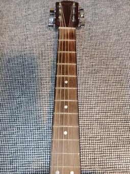 Predám akustickú gitaru značky Fender - 6