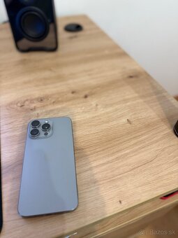 Predám Apple iPhone 15 Pro Max 512 GB prírodný titán - 6