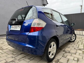 HONDA JAZZ 1,2 i-VTEC, BENZÍN, MANUÁL, 2/2011, 165 212 KM - 6