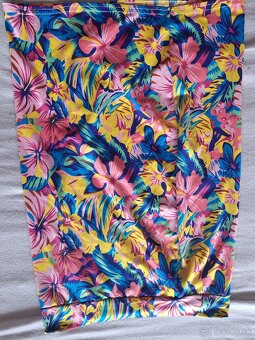 Balik damskeho oblecenia 18ks ,36-38 - 6