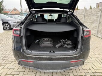 Tesla Y, LongRange, Dual Motor 4x4 - 6